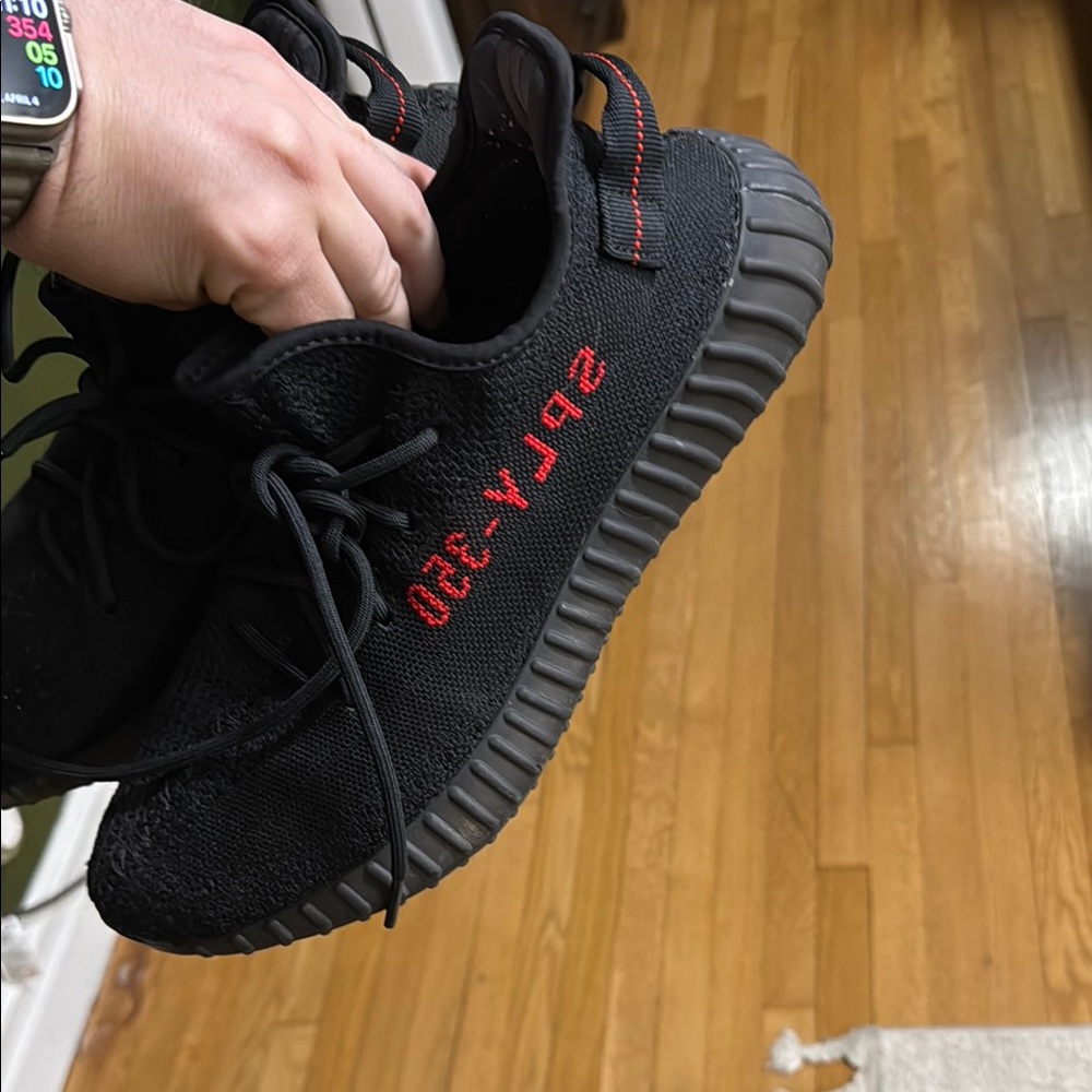 YEEZY BOOST 350 V2 'BRED